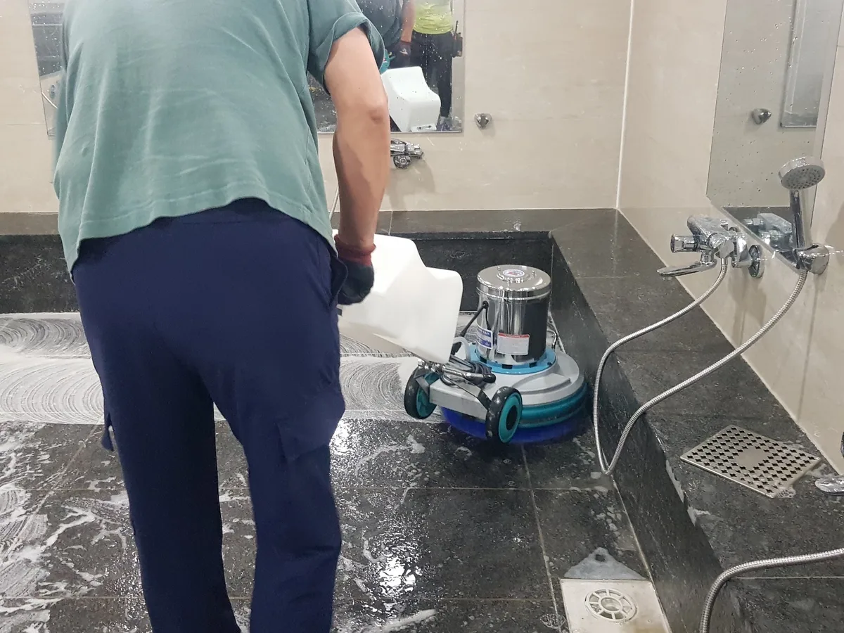 정읍시 삼산동 찜질방 수전·샤워기 건식 사우나 위생청소 사례 - 행진크린